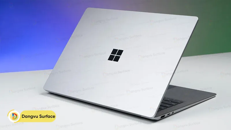 Laptop Surface được tối ưu phần cứng, phần mềm tuyệt đối