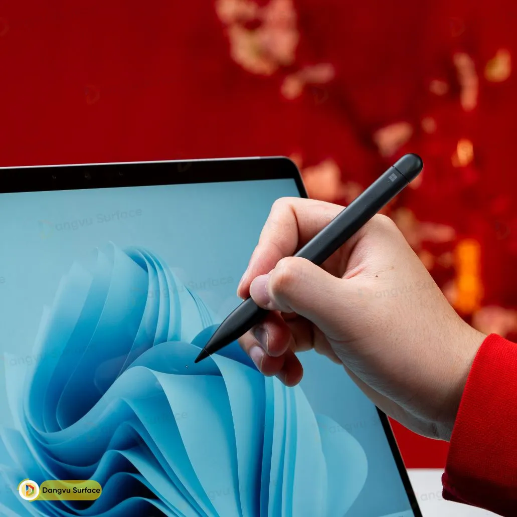 Khả năng cảm ứng với bút Surface Slim Pen 2