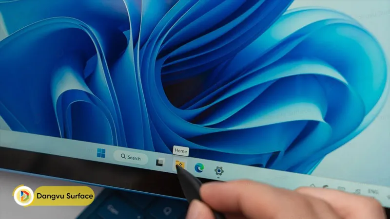 Surface Pro 9 sở hữu màn hình cảm ứng đa điểm làm điểm nhấn