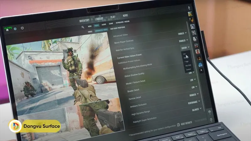  Counter-Strike: Global Offensive phiên bản Beta trên chiếc Surface Pro 9